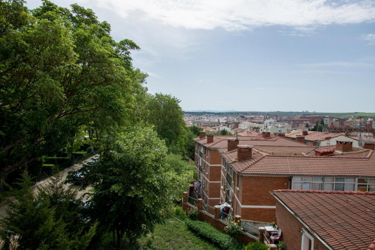 Апартаменты Vut Duplex La Puebla Parking Gratis Бургос Экстерьер фото